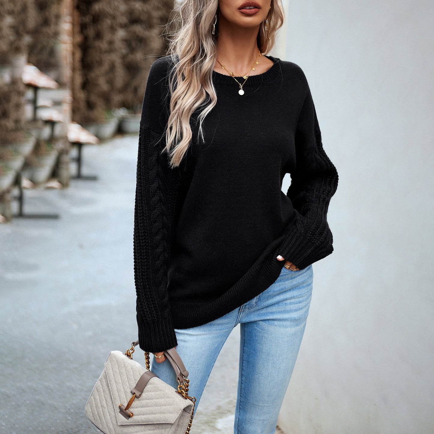 Modischer Damen - Pullover mit Rundhals Ausschnitt - NDY